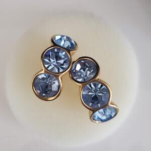 VTG Swarovski Triple Stone Earrings Clip-On Light Blue Gold Plate Signed S.A.L.